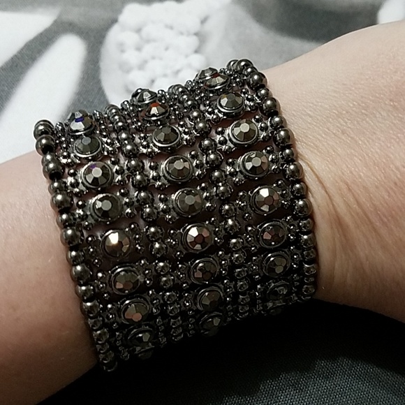 Jewelry - Beautiful Black/Dark Olive Cuff Jewel Bracelet